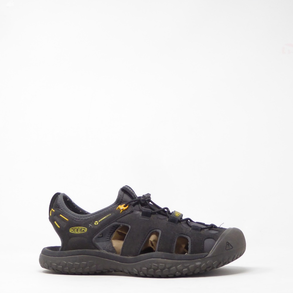 KEEN Mens Solr Outdoor Sandal Black Gold Water Shoe 9 1022246